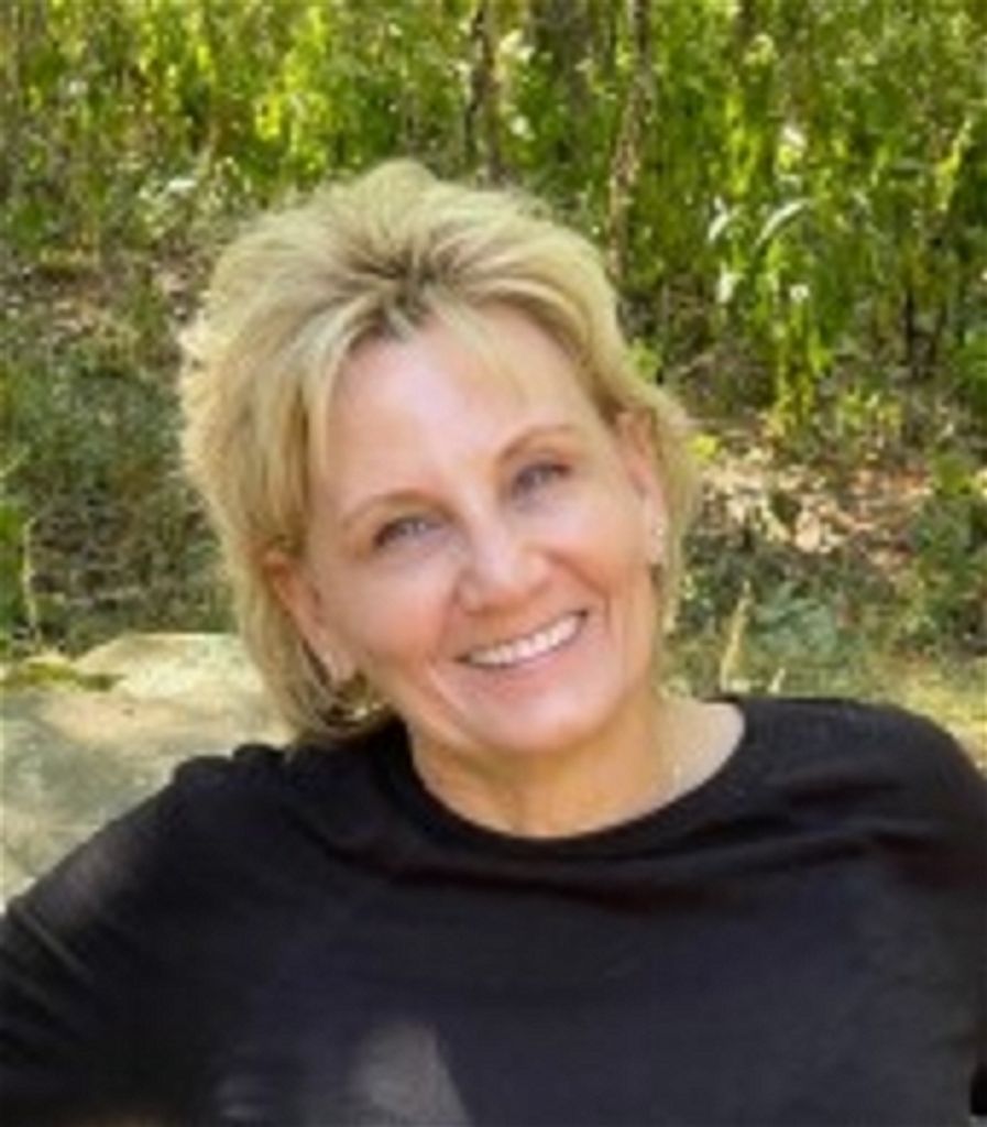 Penny Lynne Driscoll (Ratzlaff)