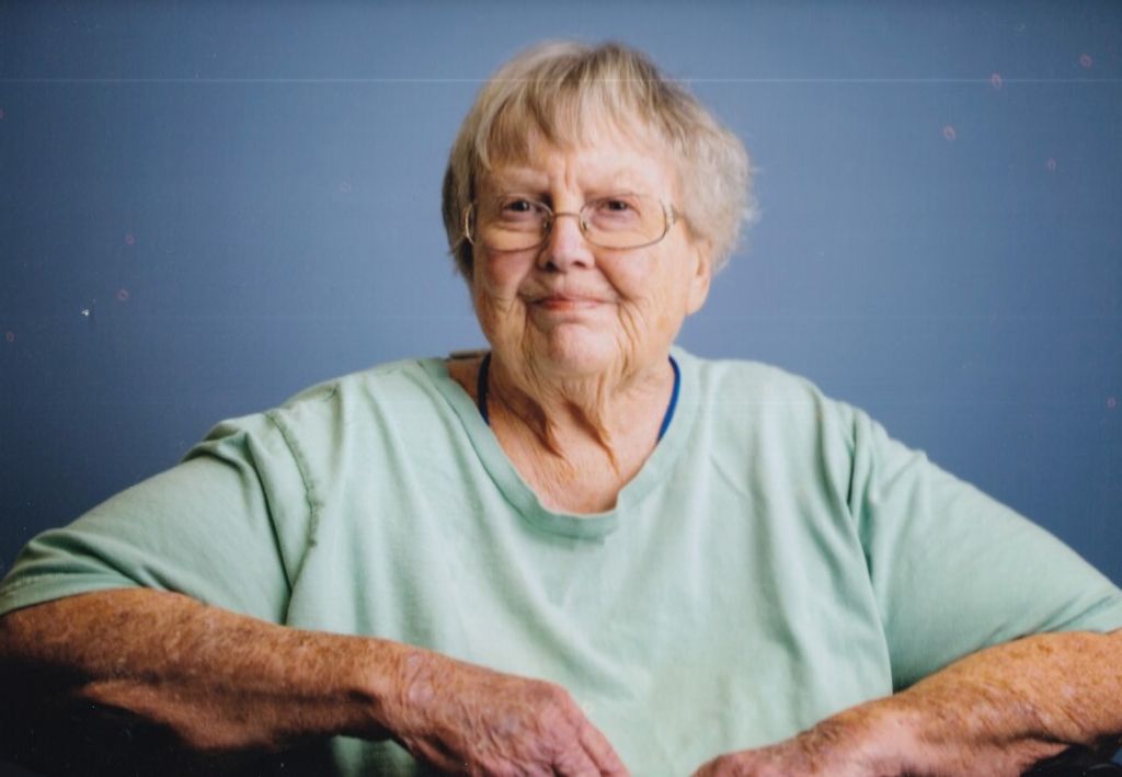 Nancy Lee (Bayer)  Gross