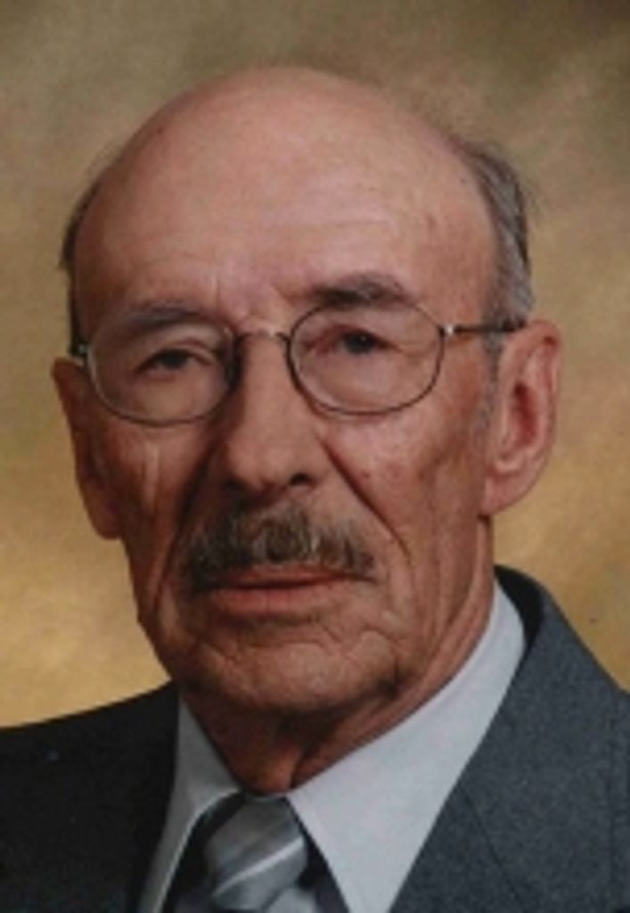 Les J Peterson