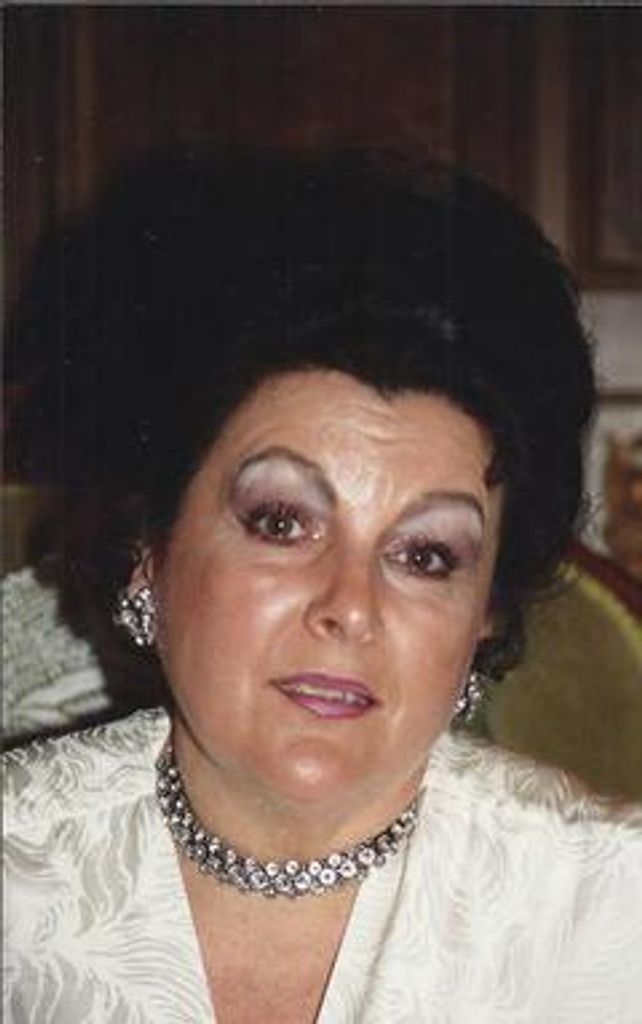 Elfriede Ball