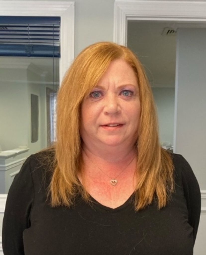 Suzanne Cole Profile Photo