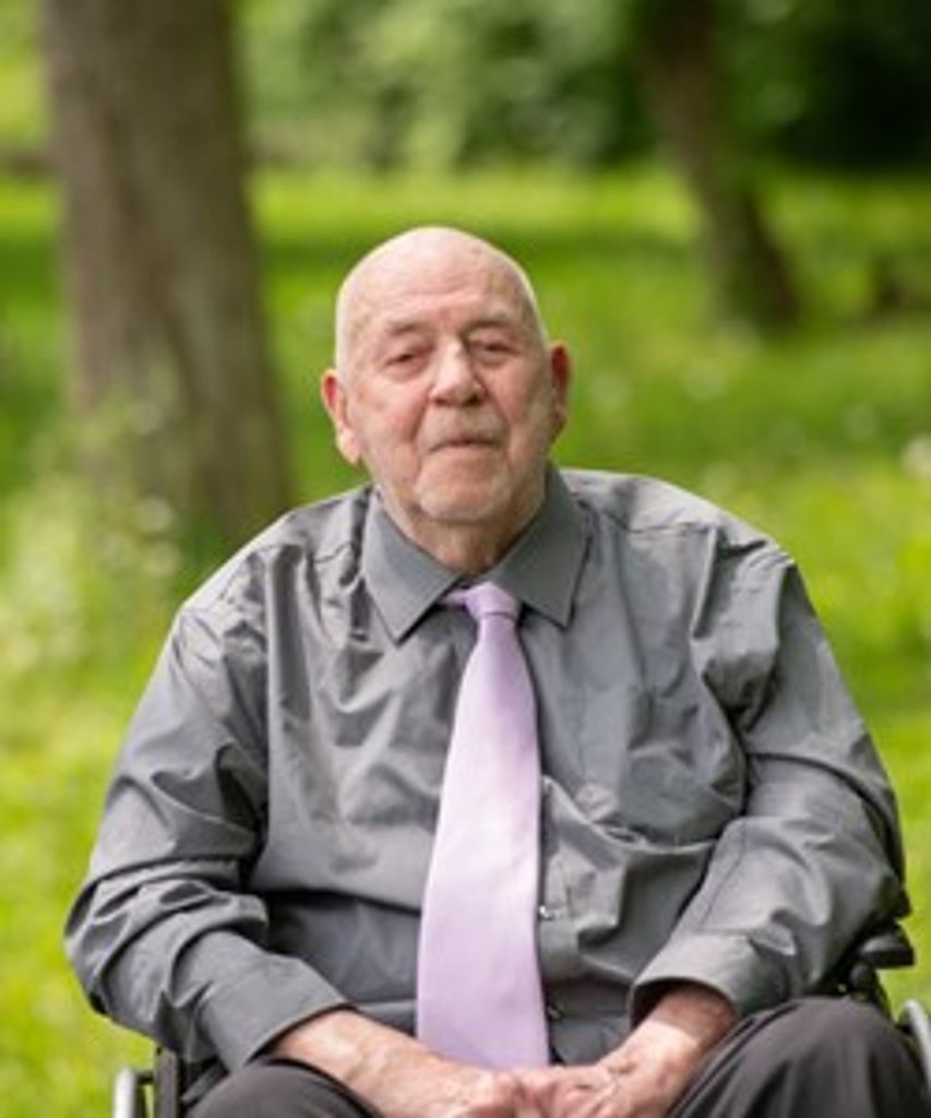 Raymond L. Niedermayer