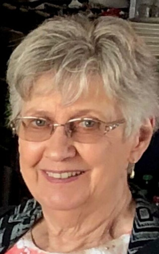 Elaine (Kubrin)  Mcmurray Profile Photo