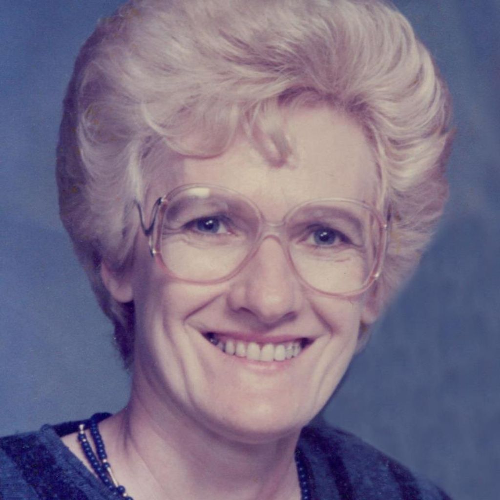 Delores Rose Helle Profile Photo