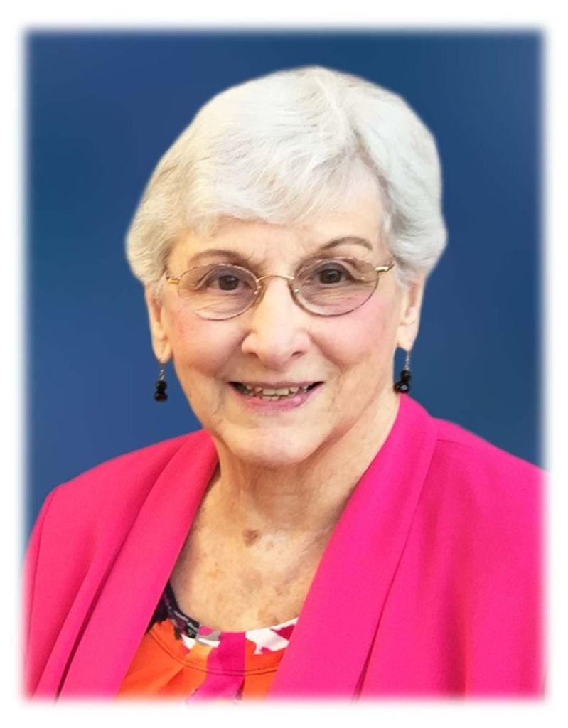 Lillian Sadowski Profile Photo