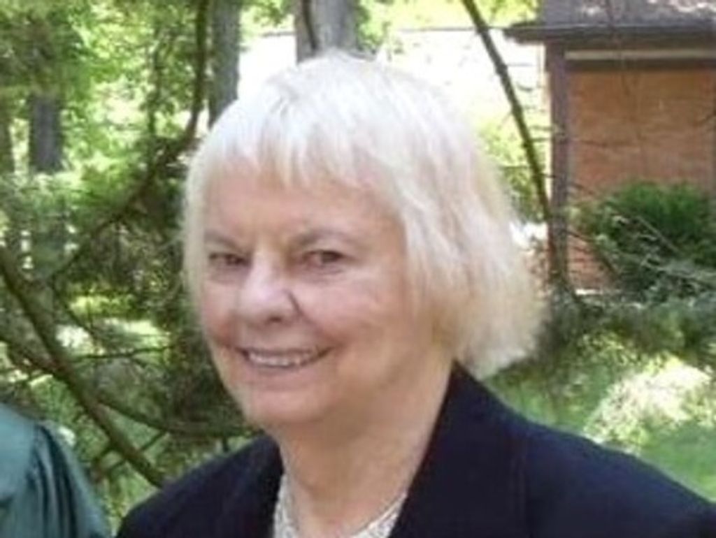 Annabelle Mrozinski