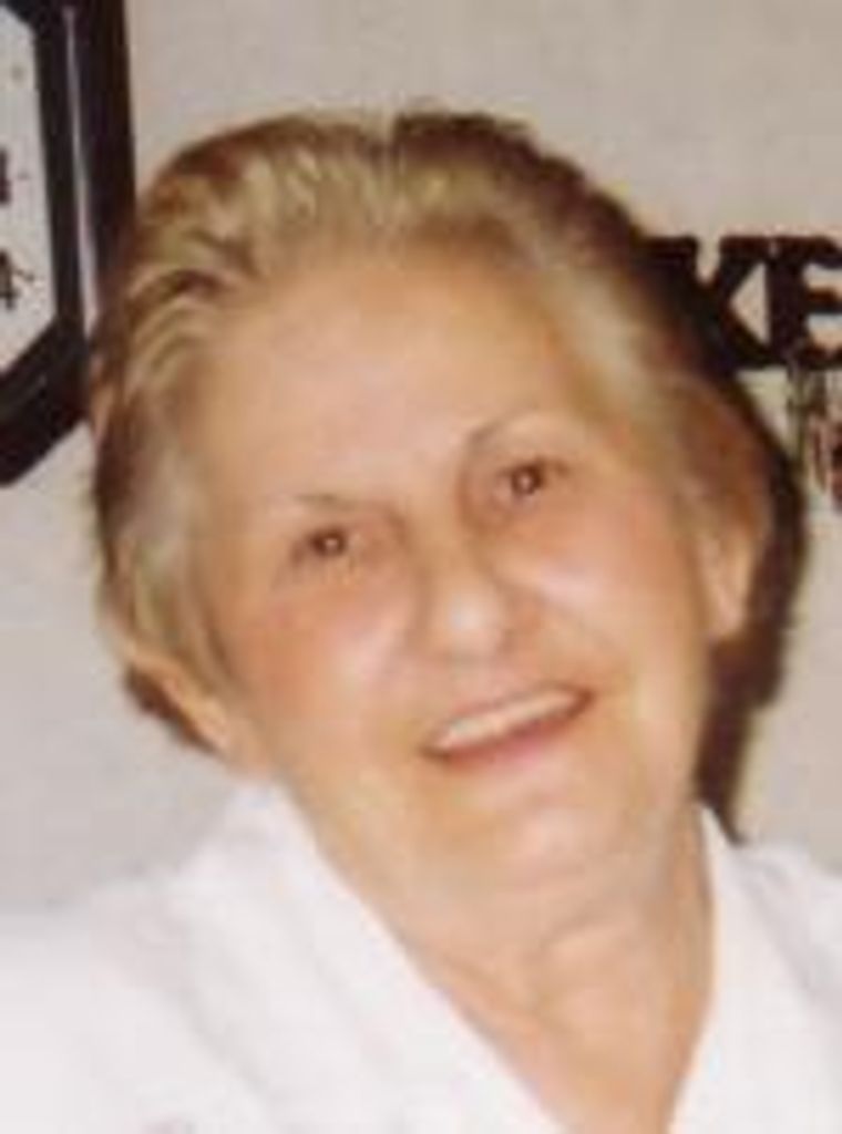 Mrs. Freddie (Lucille) Benoit