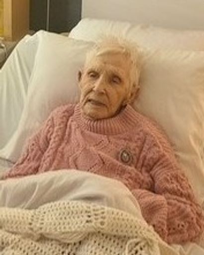 Elizabeth Irene (Carnegie) Schroeder's obituary image