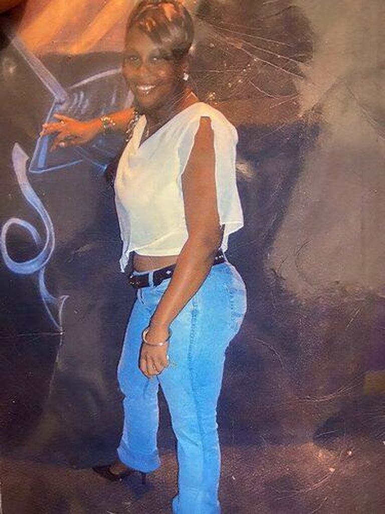 Angela Lynn Blackburn Profile Photo