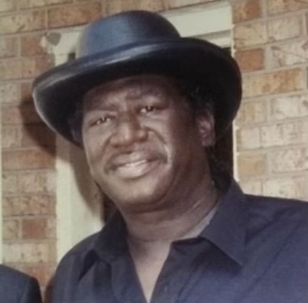 Deniss Lee Alexander Profile Photo