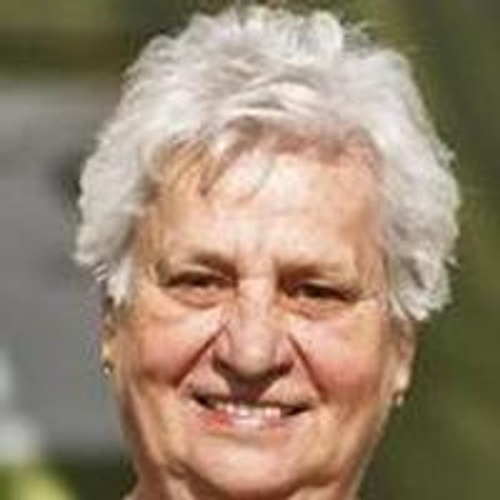Iren Kocis Profile Photo