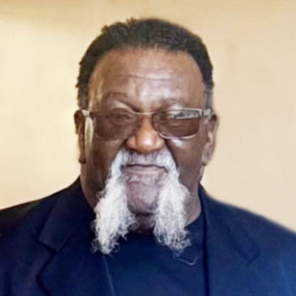 Roman Lewis Peebles Profile Photo