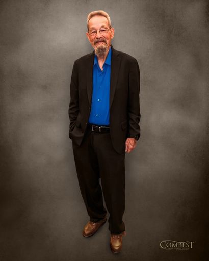 Esteven C. Gonzalez's obituary image