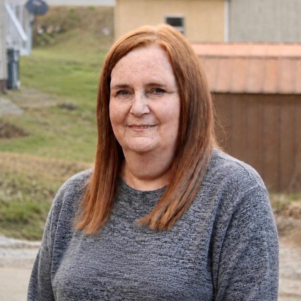 Sharon Lewis Profile Photo
