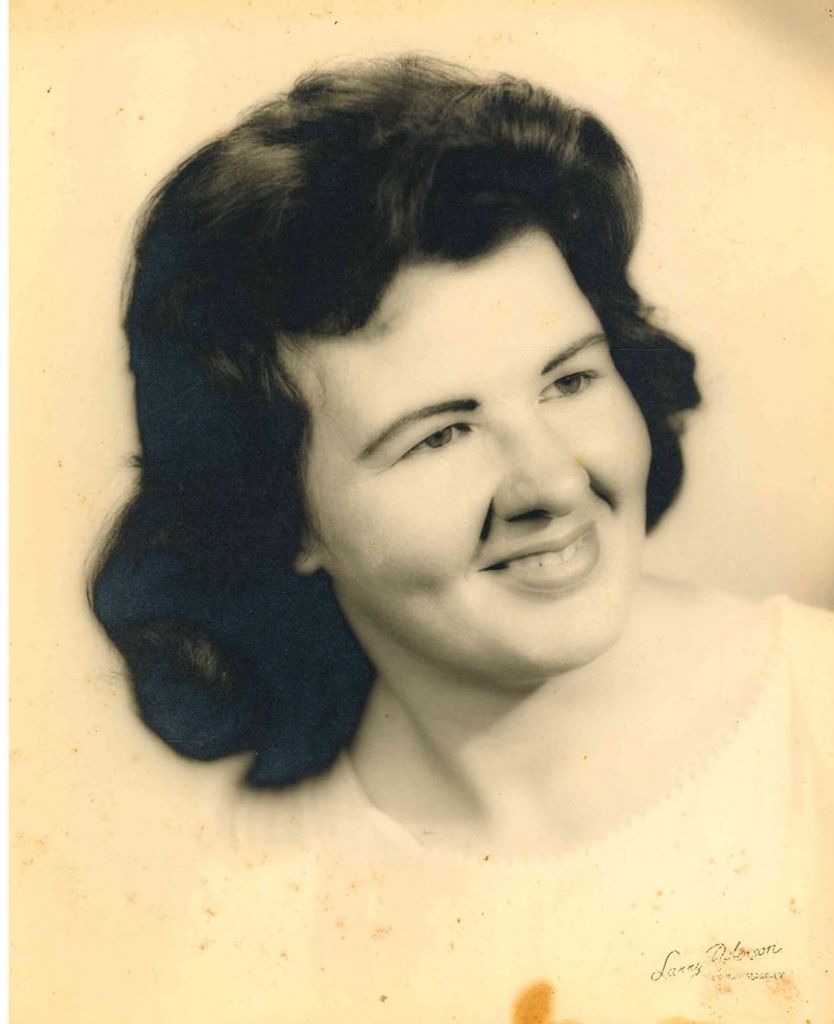 Clara Elizabeth Combs Profile Photo