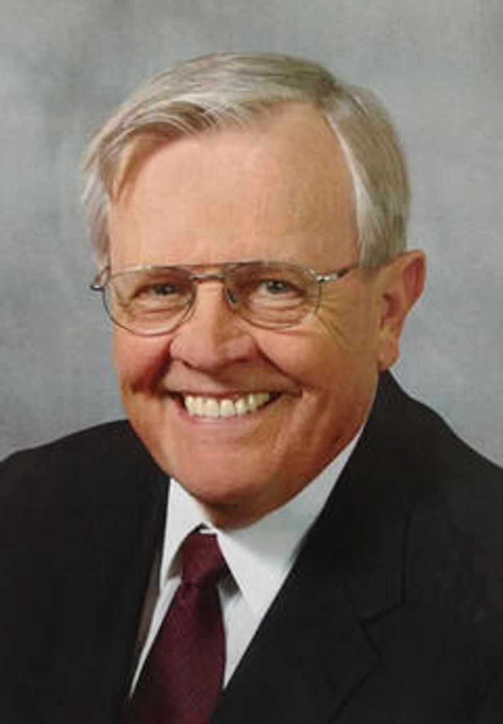 Raymond Oliver Streu Profile Photo