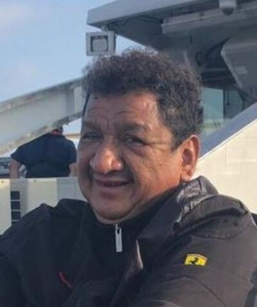 Milton Exson Balbuca Profile Photo