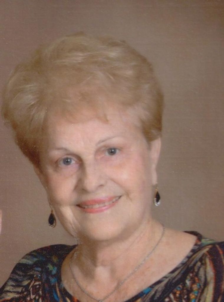 Estelle Herbold Illhardt