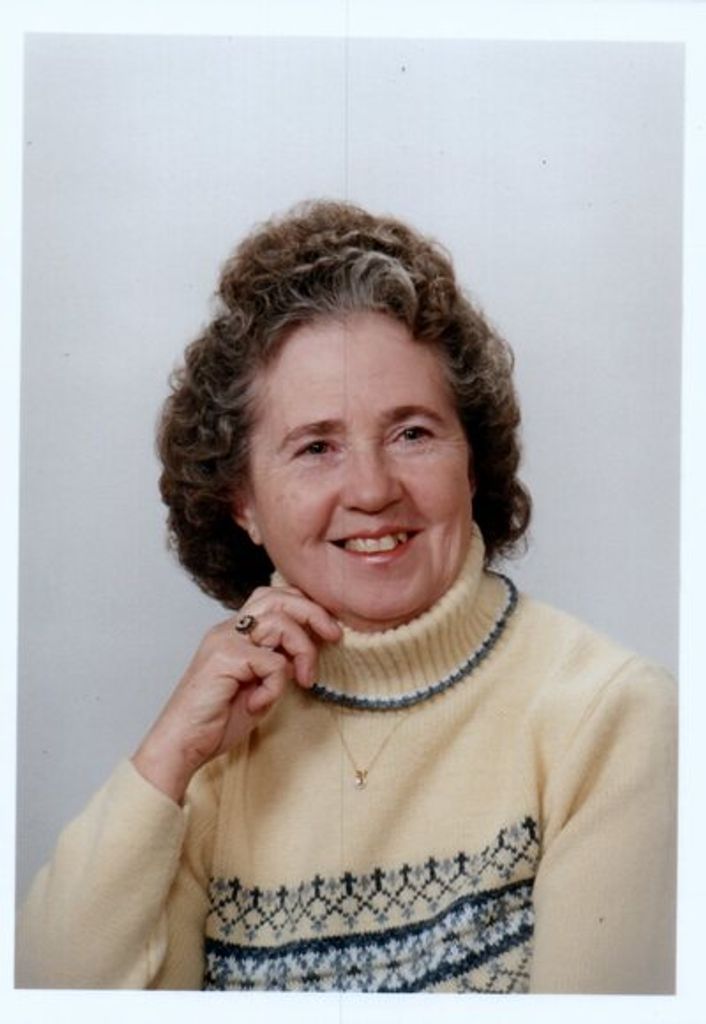 Evelyn Y. Sunderhaus Profile Photo