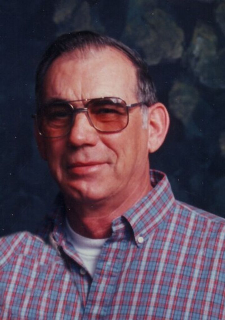 Lyle Wayne Davis Profile Photo