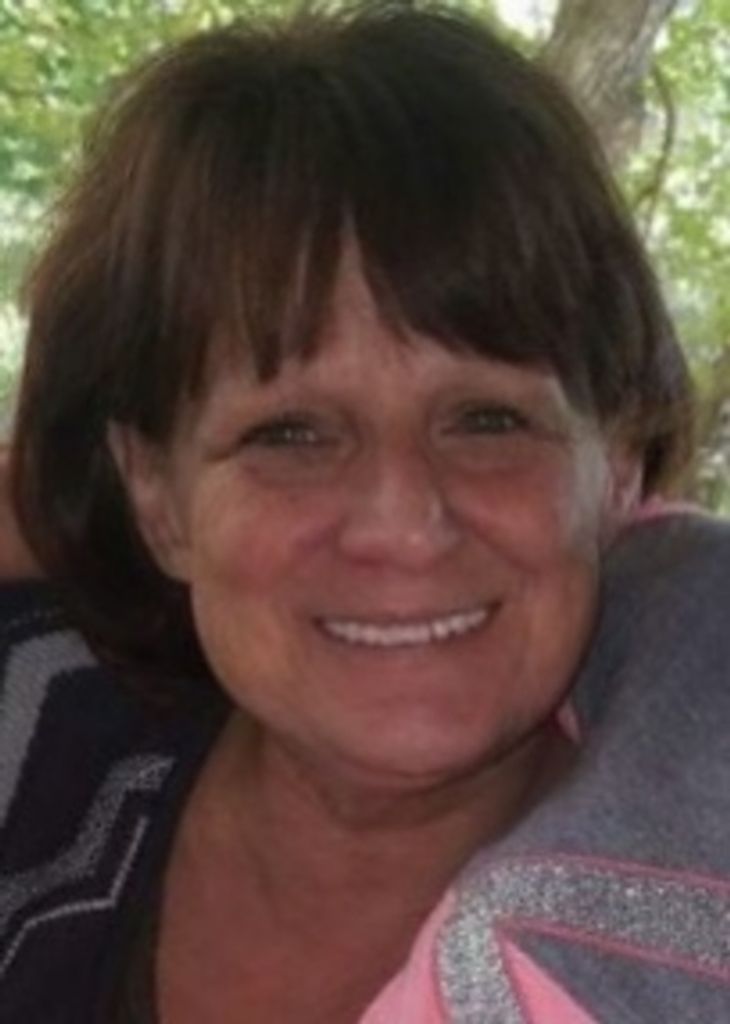 Peggy Oliver Profile Photo