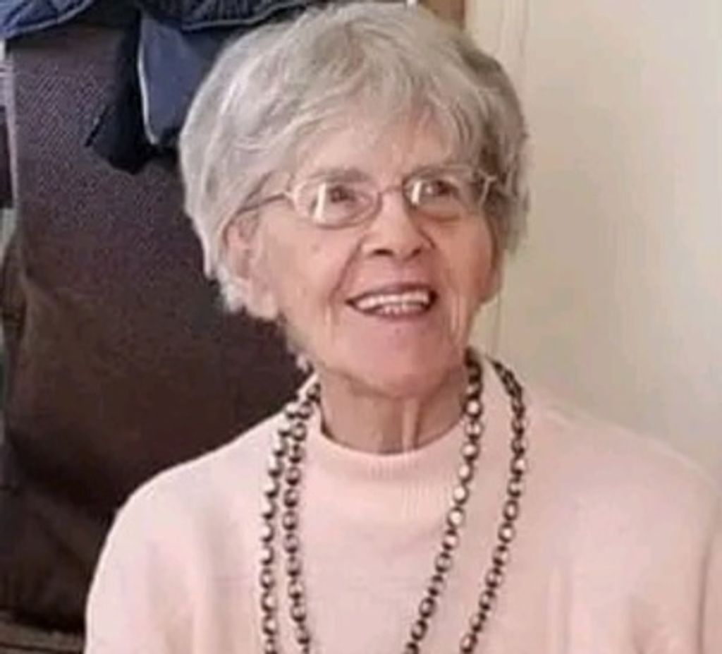 Iris Elizabeth Connett Dixon Profile Photo