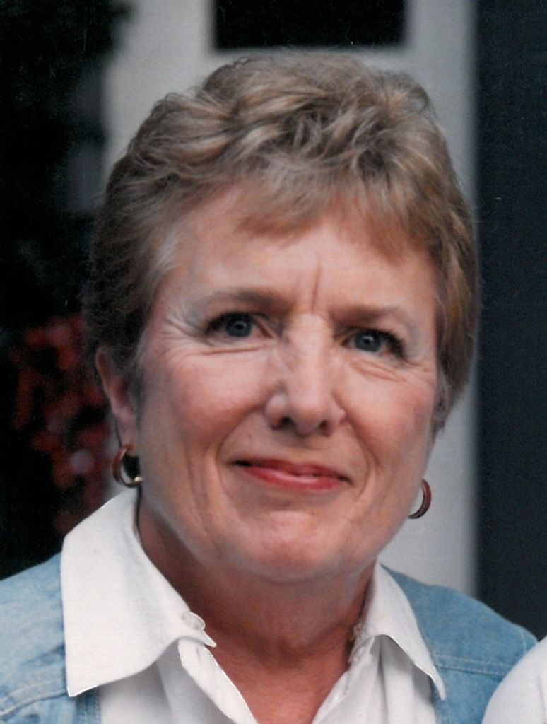 Marilyn "Marnie" (Roxlau)  Ebbesmier