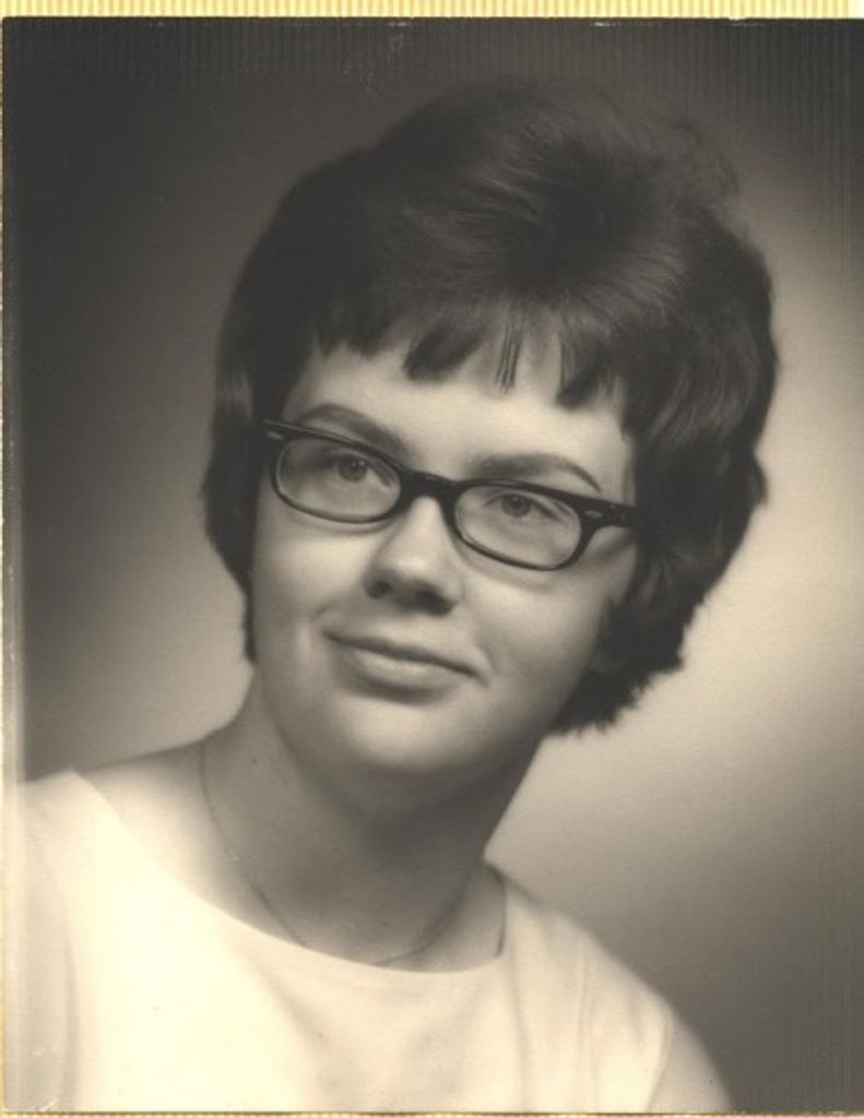 Linda Lyons Profile Photo