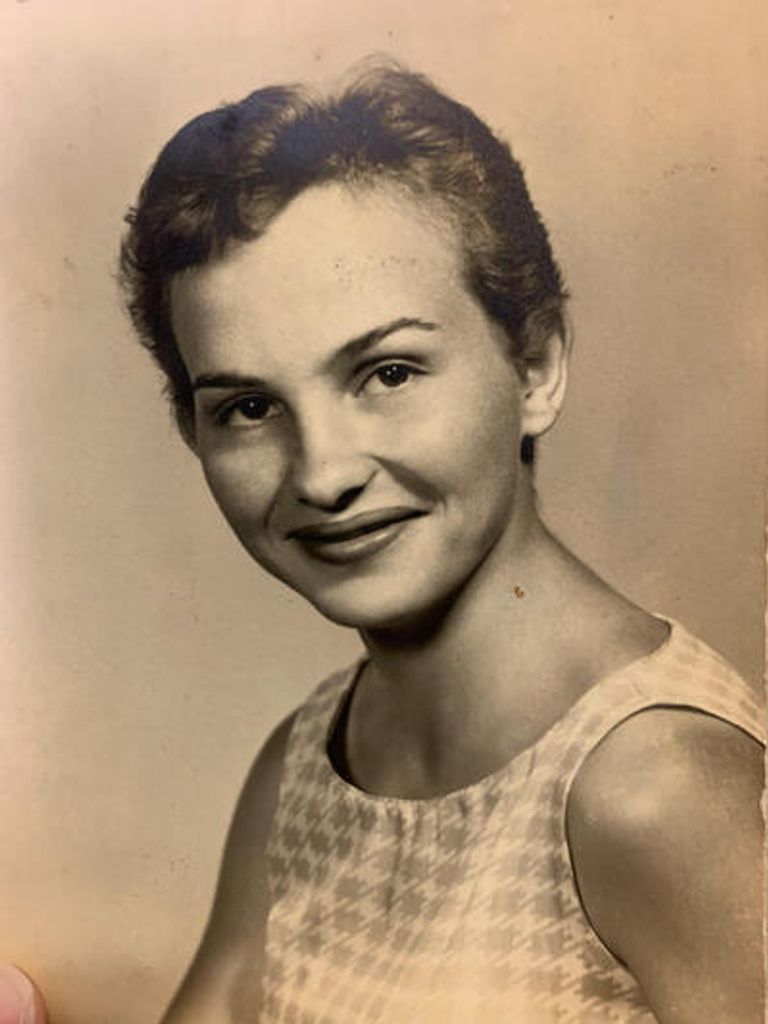 Nadine J Virden