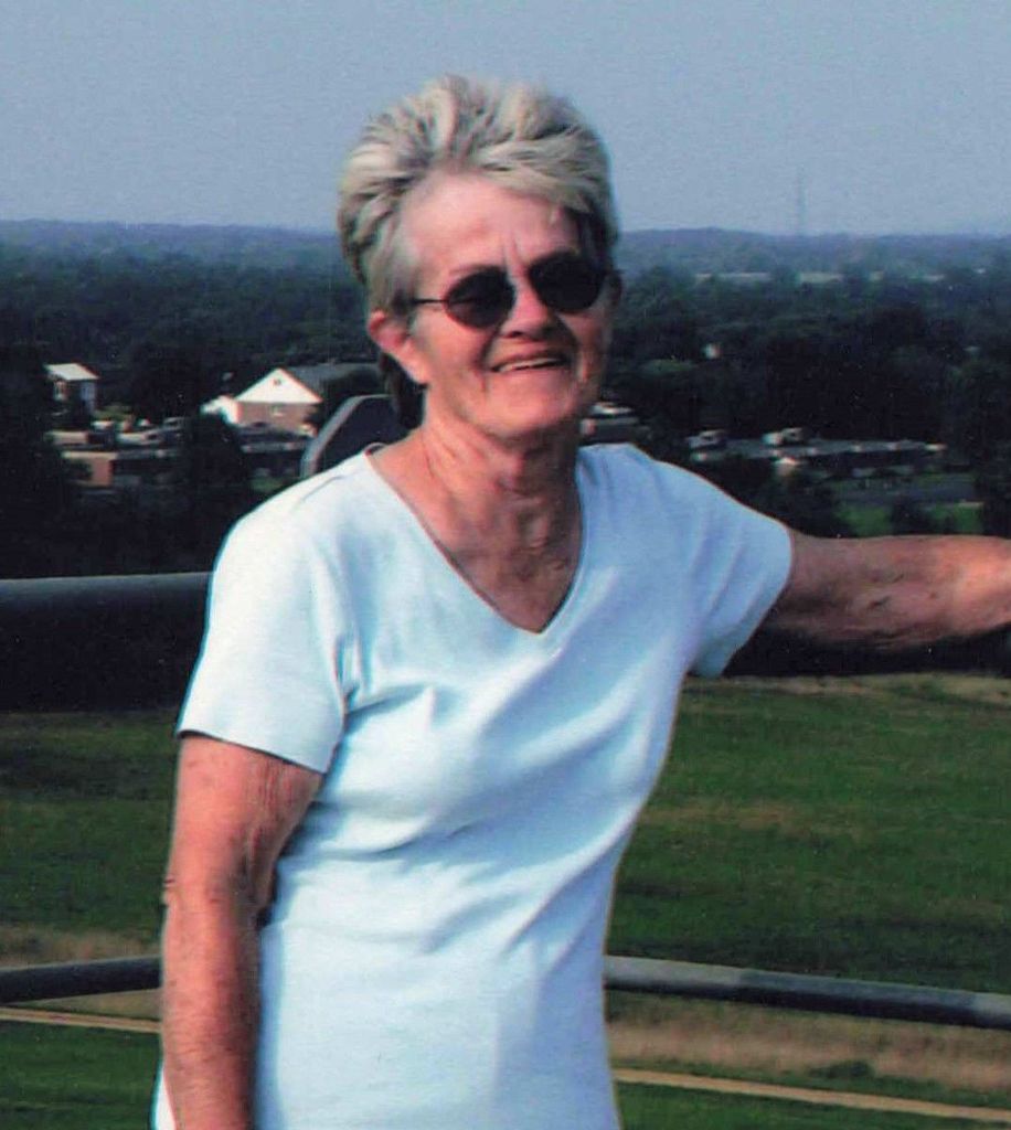 Evelyn Joan Beatty
