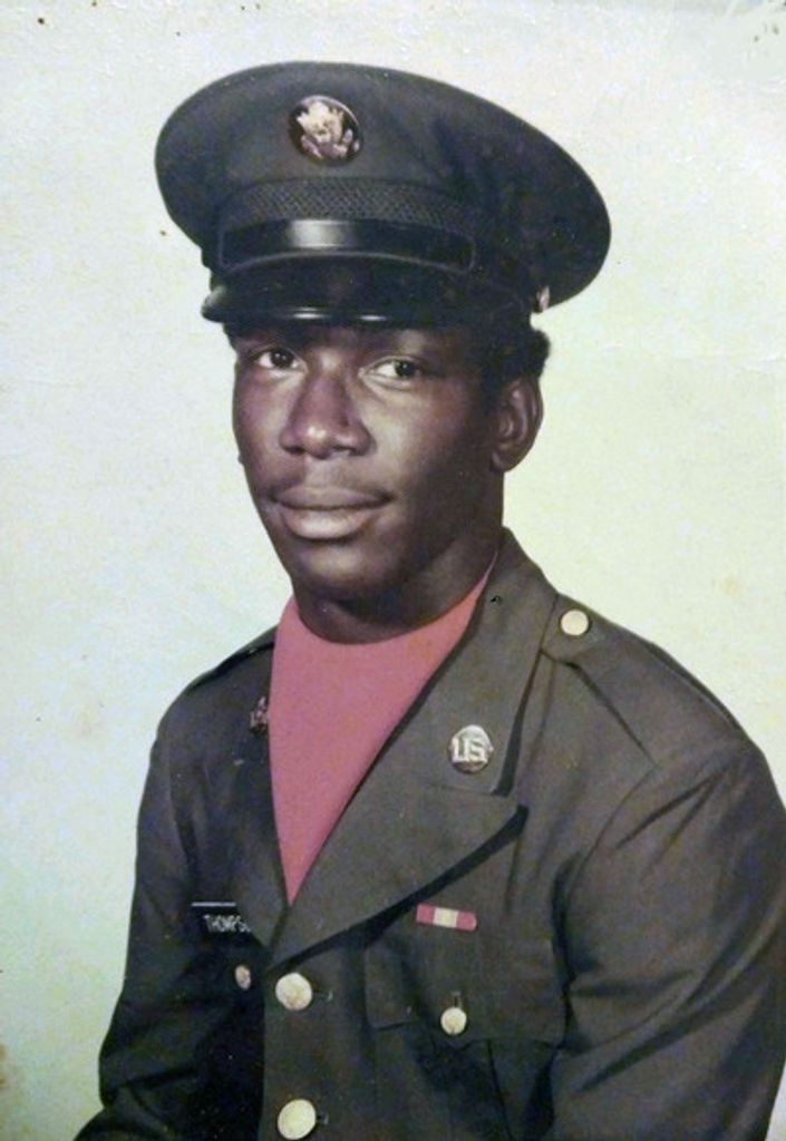 Christopher Thompson