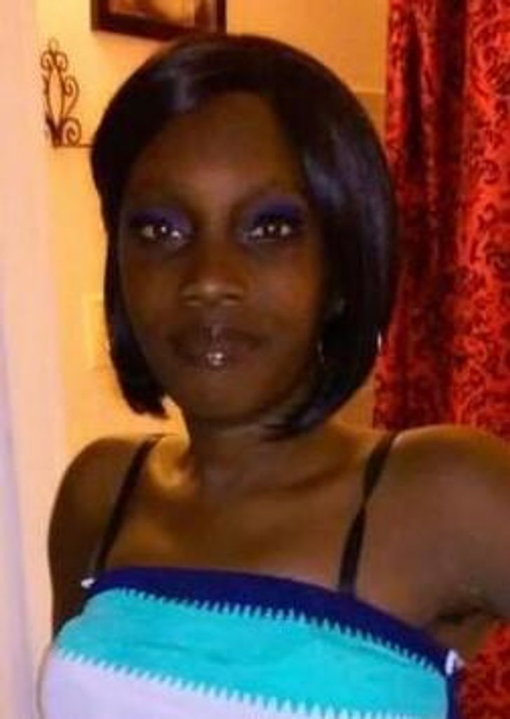Francesca R Cox Profile Photo