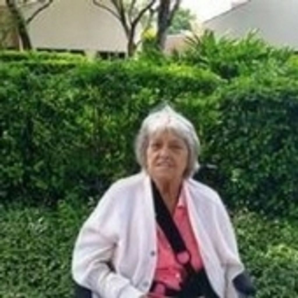 Yvonne Lewis