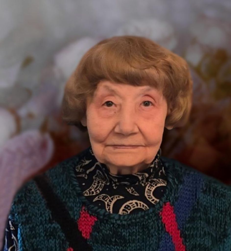Nina Gulyayeva Profile Photo