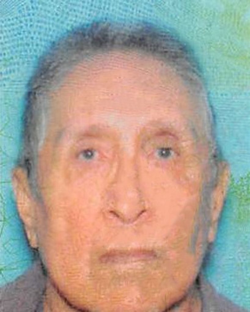 Daniel Begs His Own Profile Photo