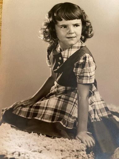 Sharon Ann Finch photo gallery thumbnail 11 of 109