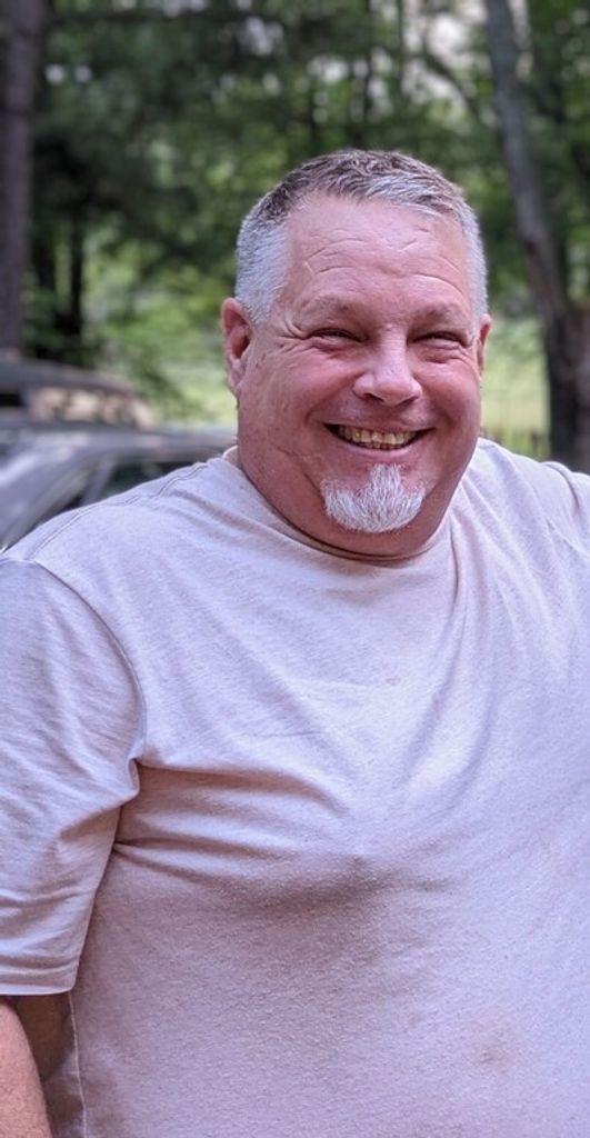 Michael Patrick Lowe Profile Photo