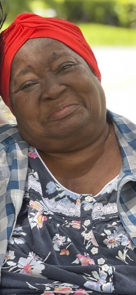 Maple Lee Coston Profile Photo