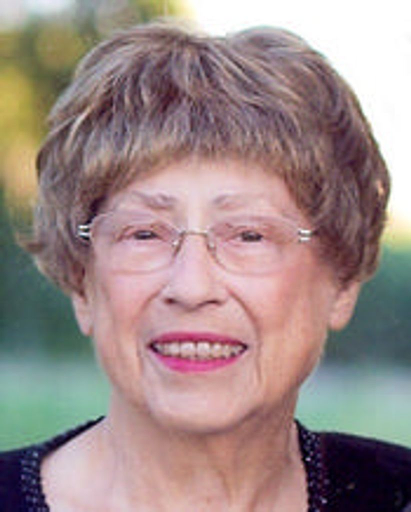 Elsie Mary Macedo