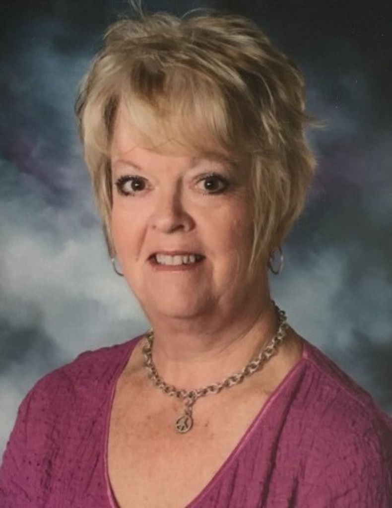 Elizabeth M (Kerr)  Barnard