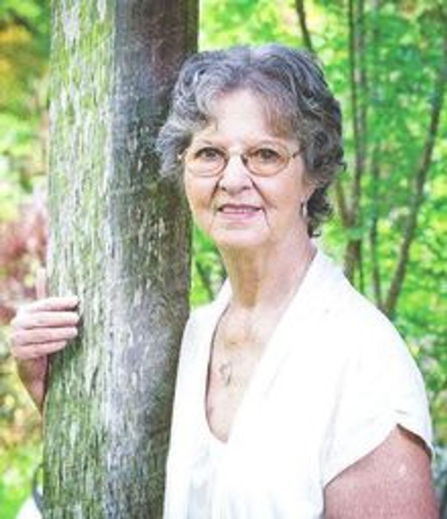 Mary "Liz" Gilliland Lavergne