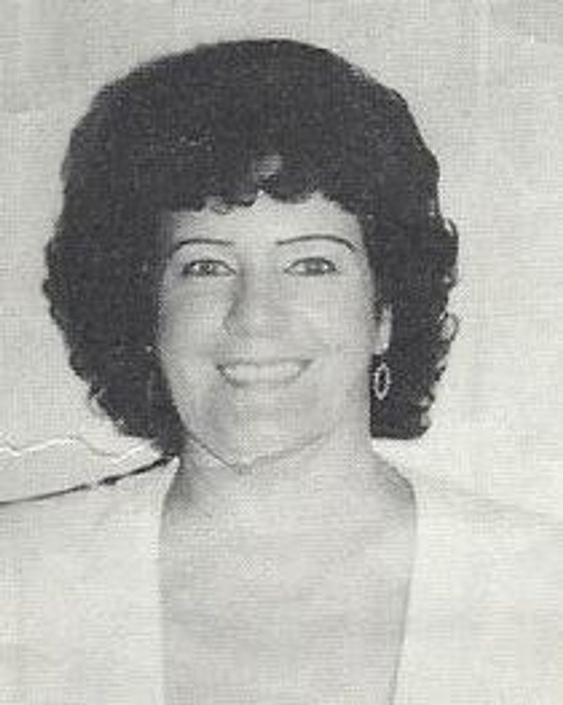 Elizabeth A. (Rohraback)  Lipker