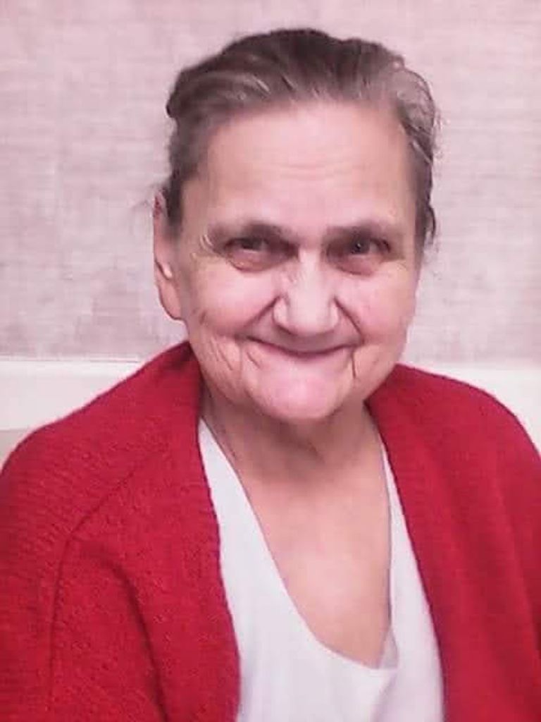 Libby Lou Cox Profile Photo
