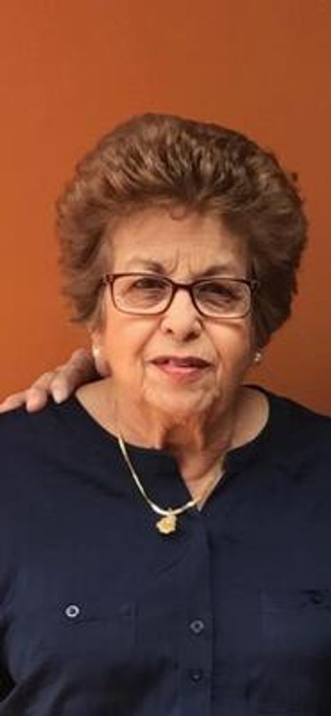 Marta De La Paz Profile Photo