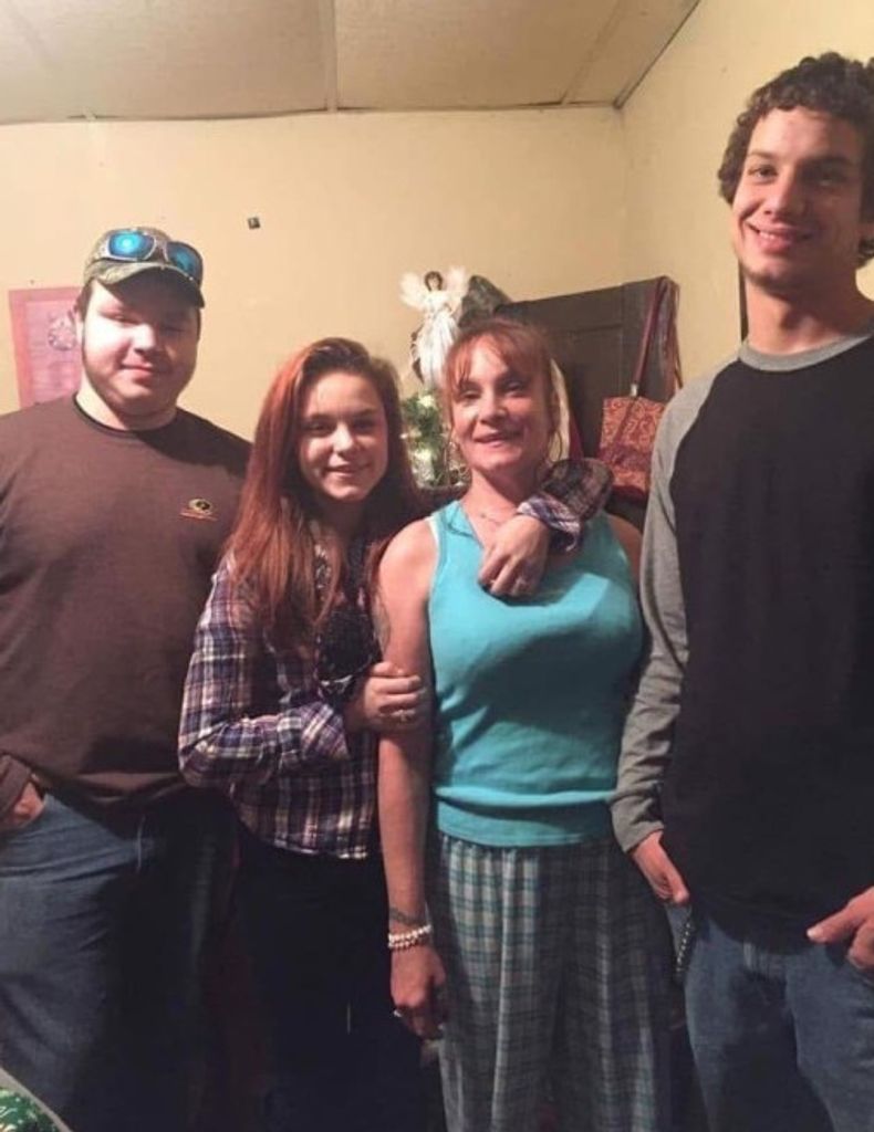 Danette Marie (Newberry)  Daugherty