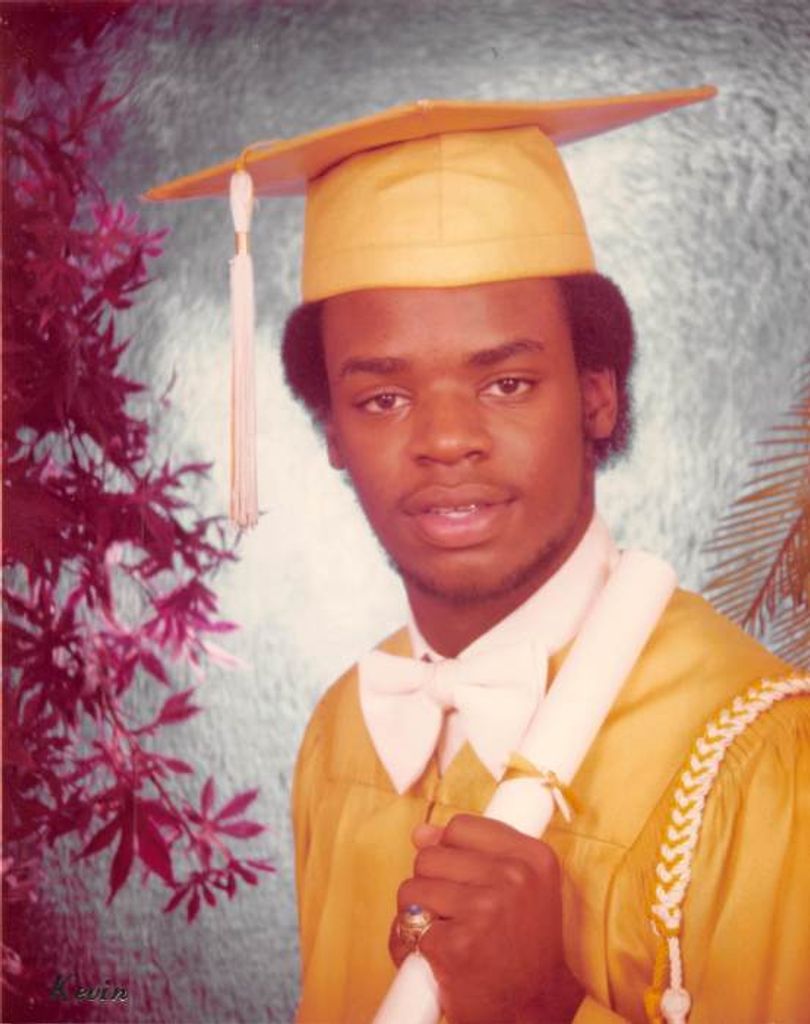 KEVIN GAINES