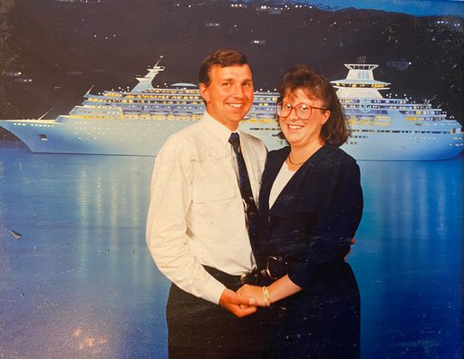 Lora Jean Keller photo gallery thumbnail 58 of 72