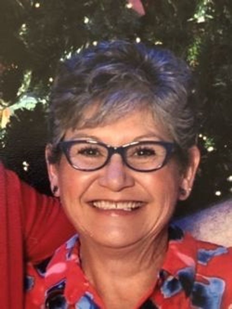 Eva Suhl