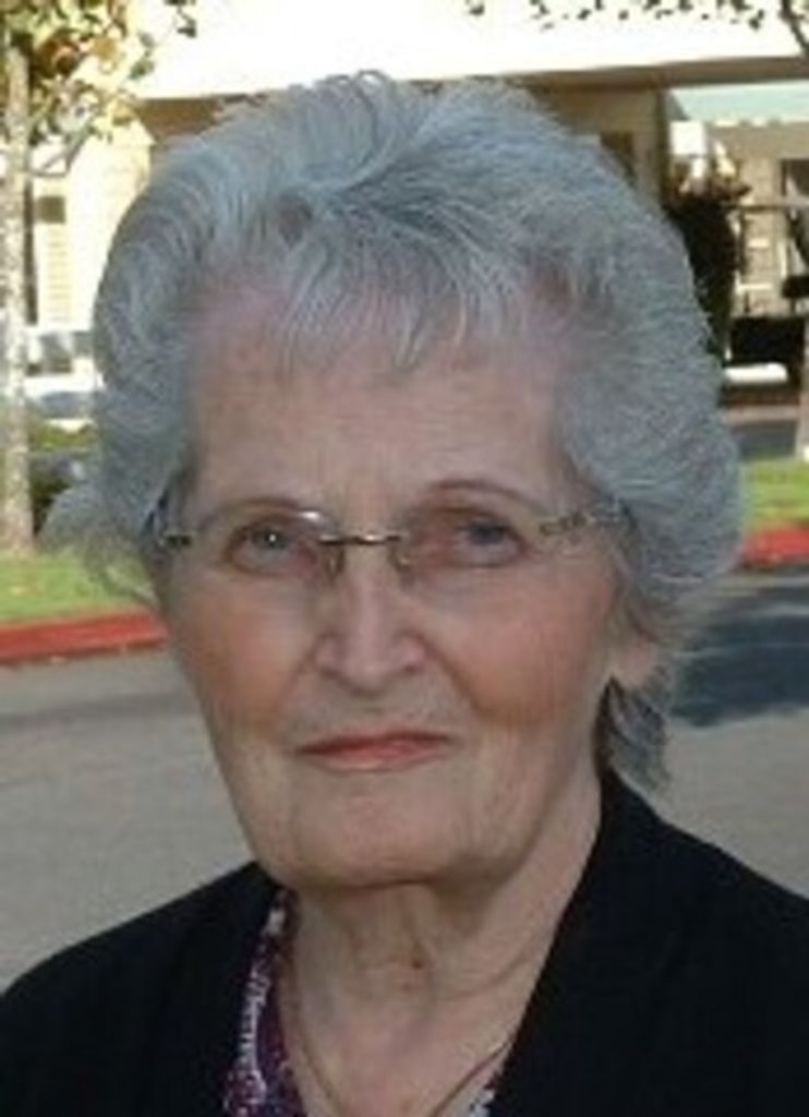 Leah Elizabeth Bennett Profile Photo