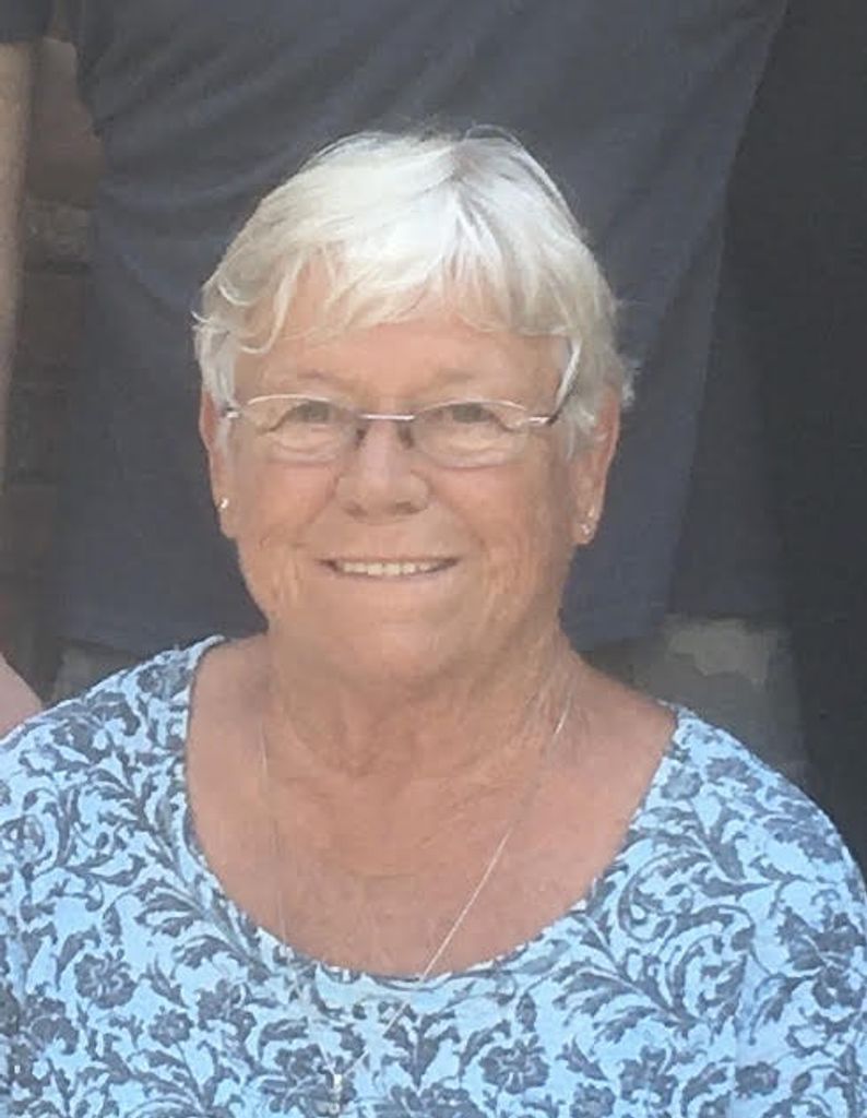 Sarah Anne Carswell Profile Photo